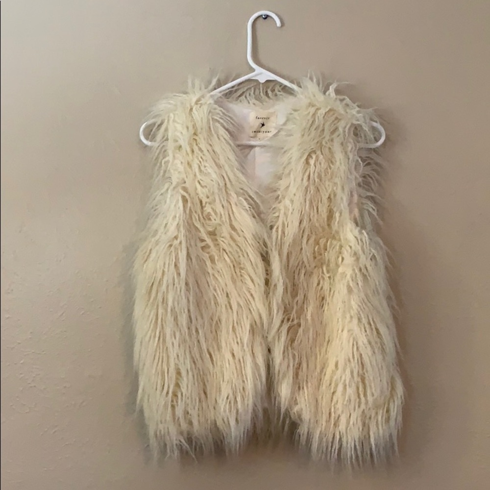 Shag Textured cream/beige vest
